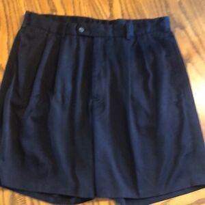 Jack Nicklaus men’s 36 waist black golf shorts